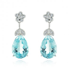 18CT WHITE GOLD BLUE TOPAZ EARRINGS 18CT WHITE GOLD BLUE TOPAZ EARRINGS